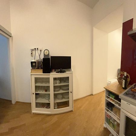Lauratrendhome Вена Экстерьер фото